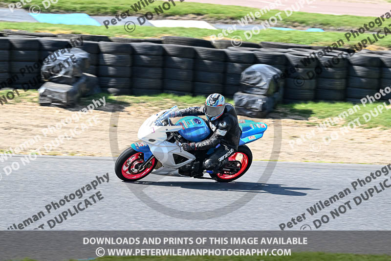 enduro digital images;event digital images;eventdigitalimages;lydden hill;lydden no limits trackday;lydden photographs;lydden trackday photographs;no limits trackdays;peter wileman photography;racing digital images;trackday digital images;trackday photos